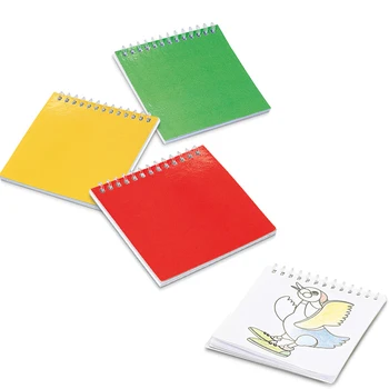 Veľa z 15 notebooky pre deti so šablónami + 15 rúry s 6 sfarbenie ceruzky a orezávatko. Darčeky na narodeniny a detských podujatí